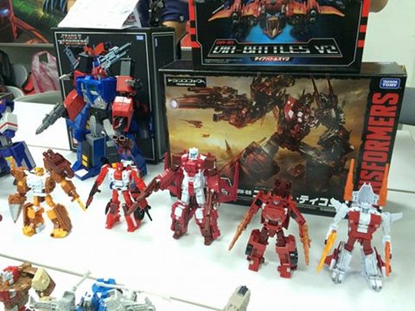 Photos From Taipei Transformers Con   Want To See Combiner Wars & Unite Warriors Computron Side By Side Or MP Delta Magnus  (31 of 35)